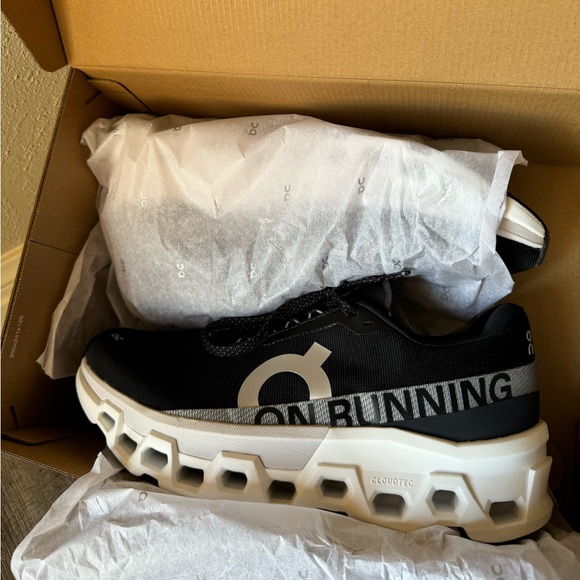 On Cloudmonster 2 - Picture 4 of 10